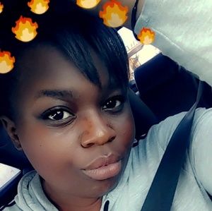 Meet your Posher, Janelle